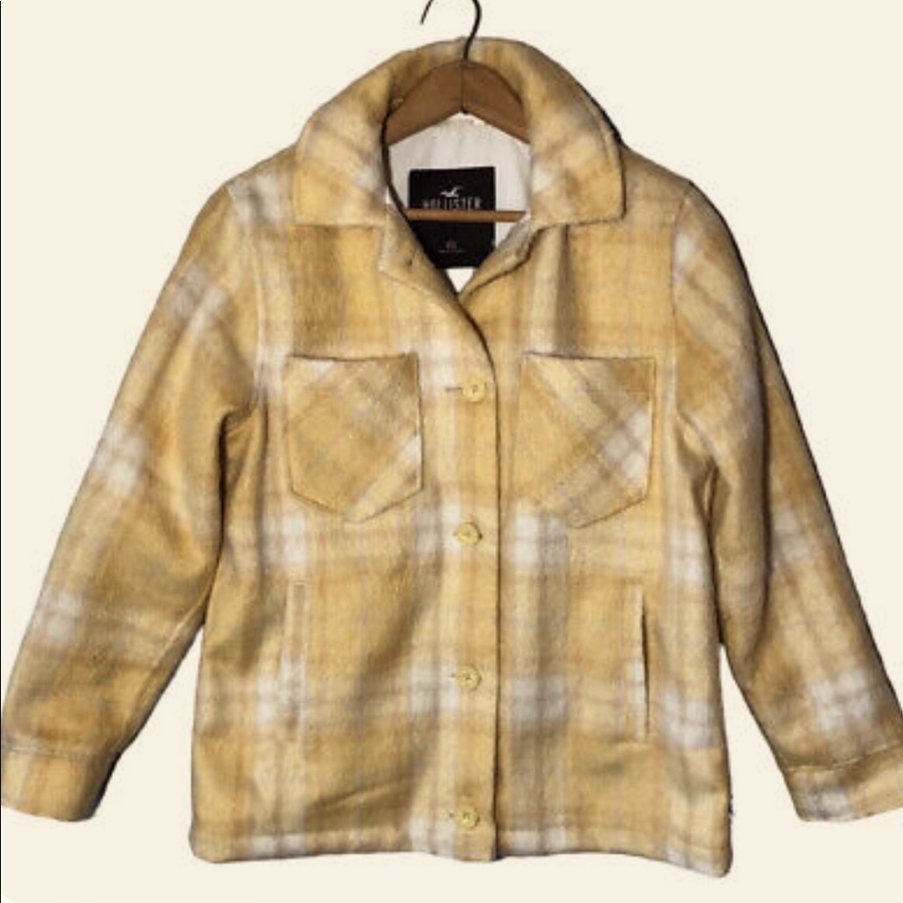 Yello Plaid jacket from Hollister, size XS and has only been used once.